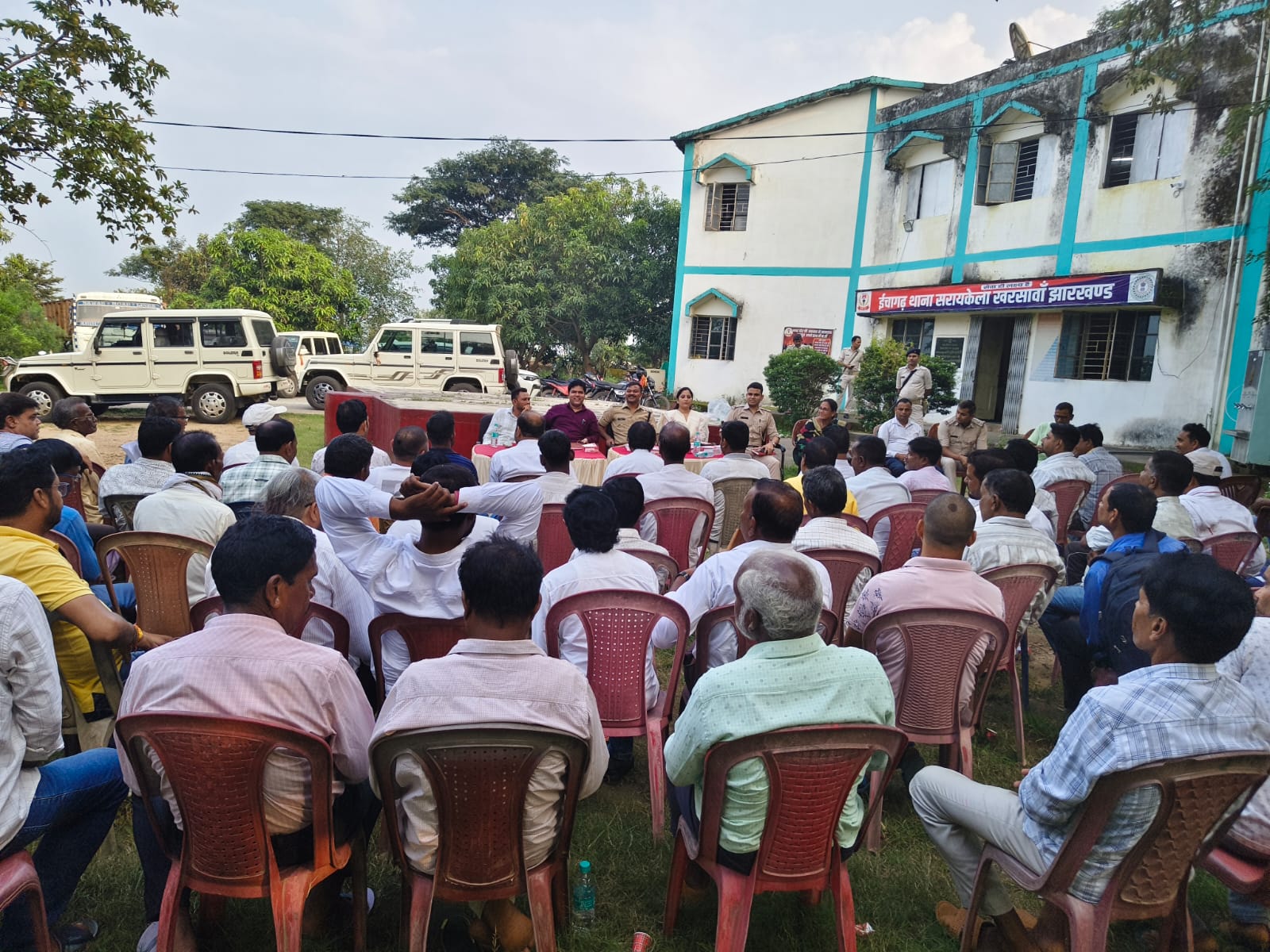 ईचागढ़ में दुर्गापूजा को लेकर प्रशासन अलर्ट, शांति समिति की बैठक में सुरक्षा पर बनी रणनीति